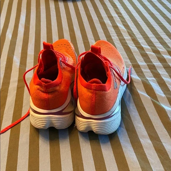 New balance fuel cell supercomp - Picture 3 of 10